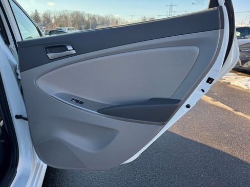 Used 2016 Hyundai Accent SE image 26