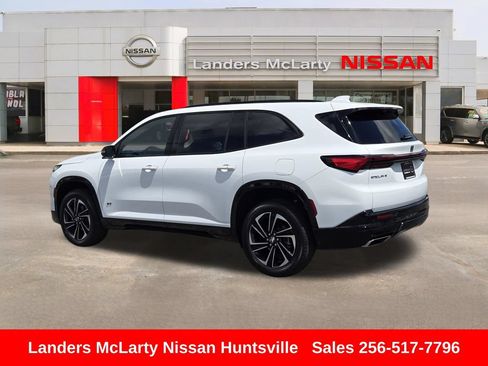 Used 2026 Buick Enclave Sport Touring w/ Power Package FWD image 6