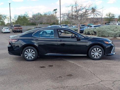 Used 2024 Toyota Camry LE image 8