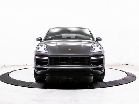 Certified 2022 Porsche Cayenne Turbo image 10
