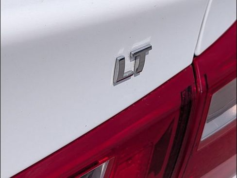 Used 2024 Chevrolet Malibu LT FWD image 18