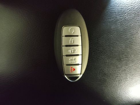 Used 2019 Nissan Sentra SV image 32