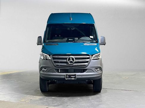 Used 2026 Mercedes-Benz Sprinter 2500 image 8
