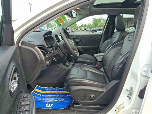 Used 2022 Jeep Cherokee Limited image 13