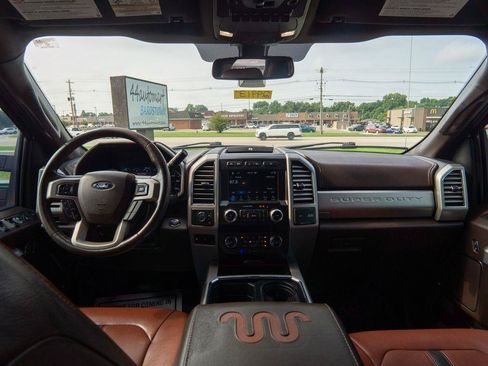 Used 2019 Ford F350 King Ranch w/ Chrome Package AWD/4WD image 13