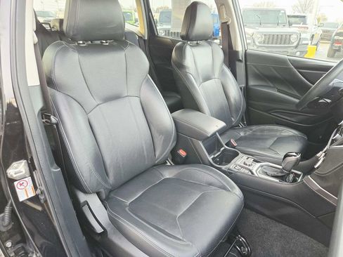 Used 2020 Subaru Forester Limited image 16