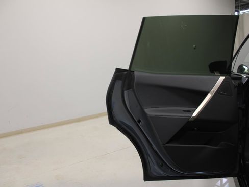 Used 2022 BMW iX xDrive50 w/ Premium Package image 23