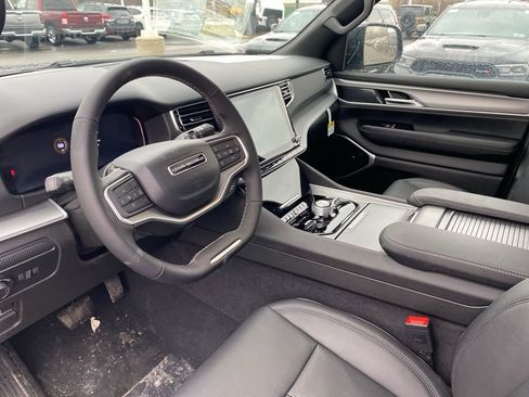 New 2026 Jeep Grand Wagoneer Limited AWD/4WD image 29