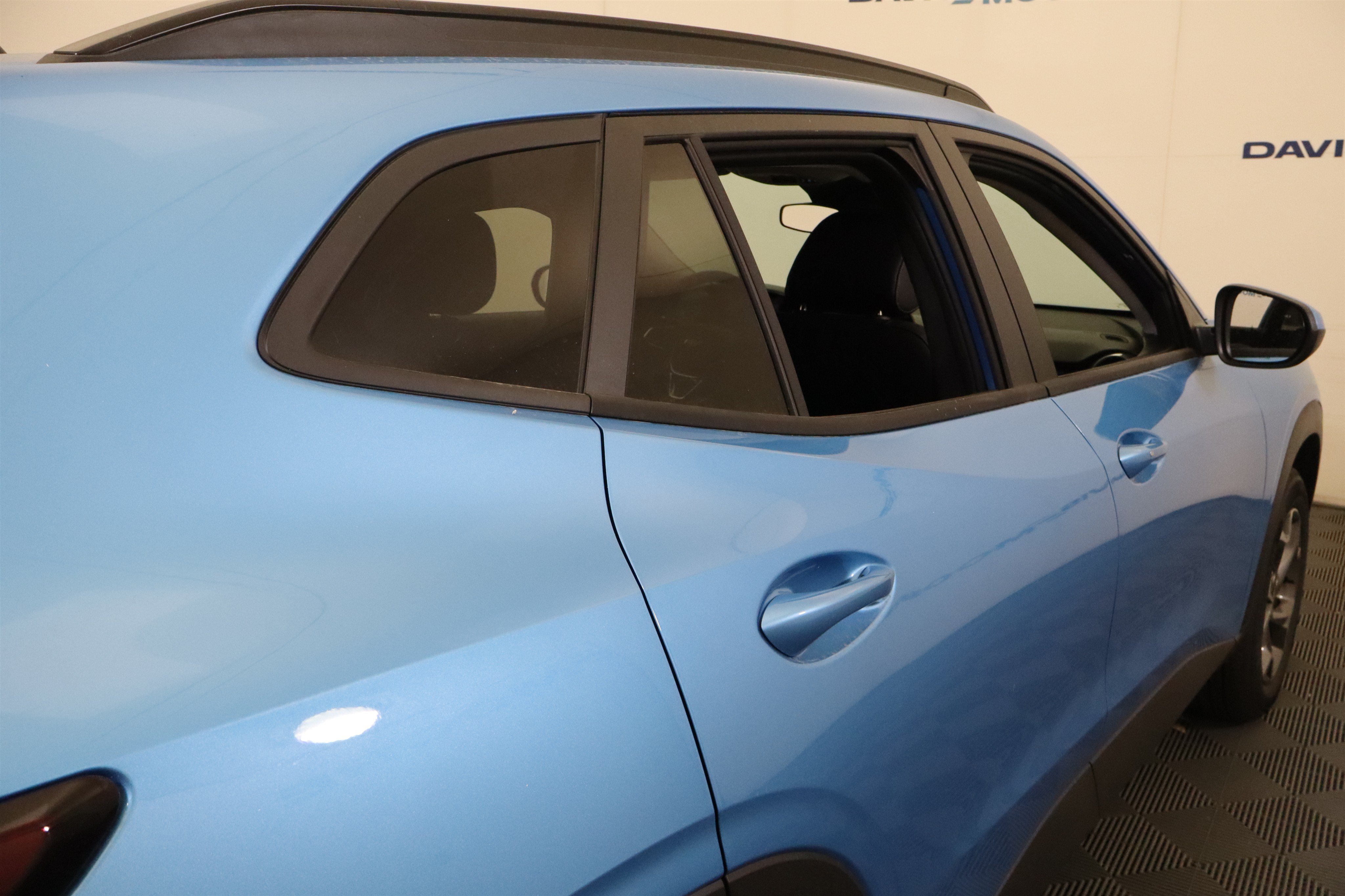 New 2026 Chevrolet Trax LT w/ Driver Confidence Package FWD image 7