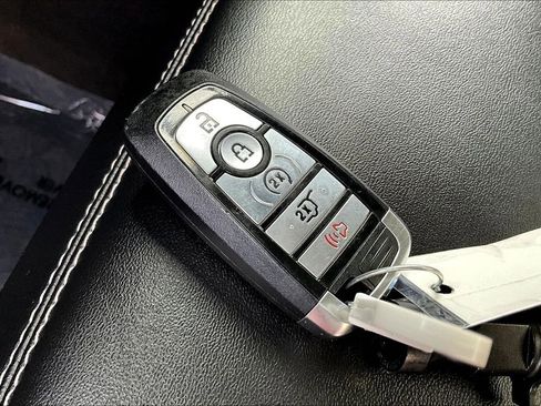 Used 2023 Ford Explorer XLT w/ Equipment Group 202A image 10