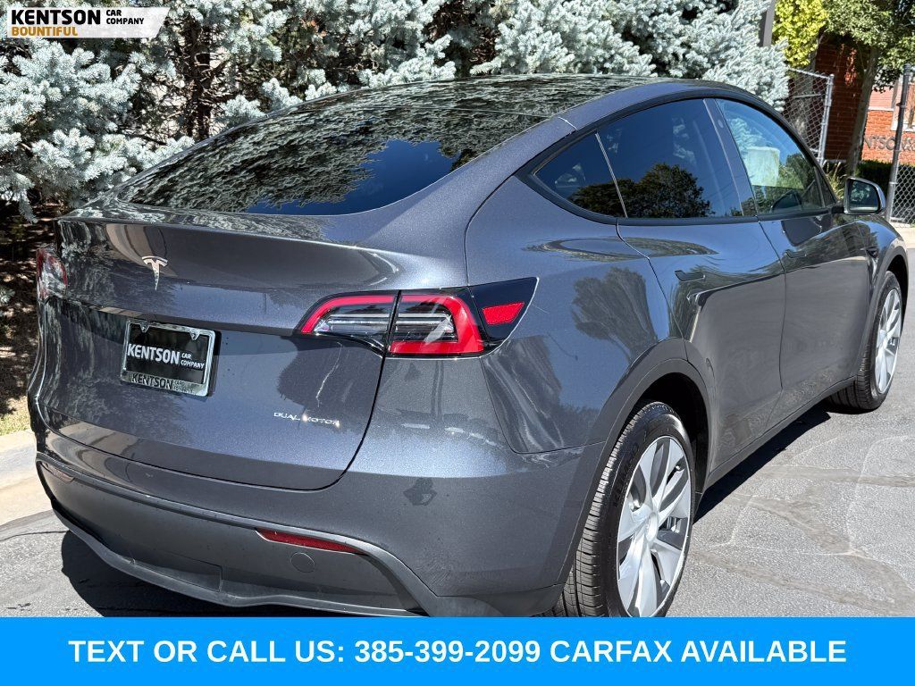 Used 2023 Tesla Model Y Long Range AWD/4WD image 9