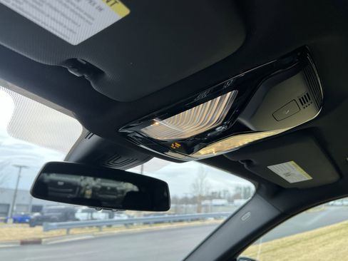 Used 2023 BMW X5 M50i w/ Executive Package image 25