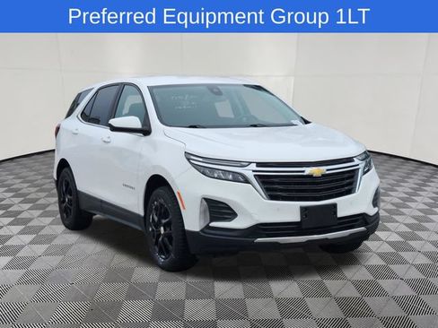 Used 2024 Chevrolet Equinox LT AWD/4WD image 2