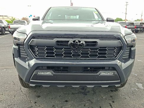 New 2026 Toyota Tacoma TRD Off-Road AWD/4WD image 2