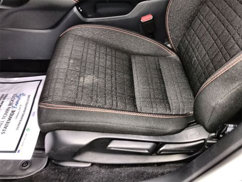 Used 2025 Honda HR-V Sport image 12