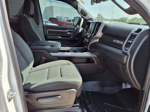 Used 2025 RAM 1500 Lone Star RWD image 19