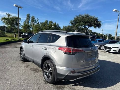 Used 2017 Toyota RAV4 XLE w/ All Weather Liner Package AWD/4WD image 4