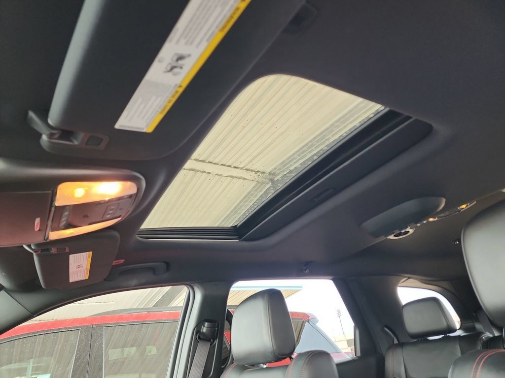 Used 2024 Dodge Durango GT AWD/4WD image 35