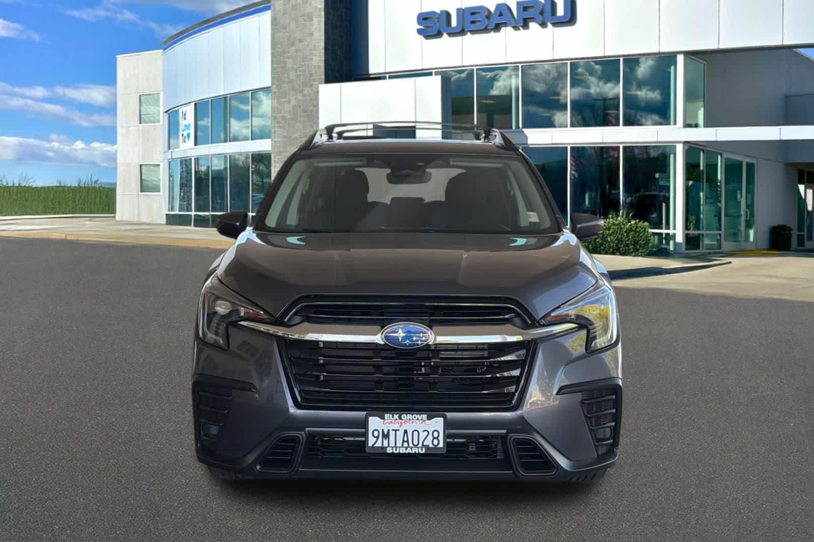 Used 2024 Subaru Ascent Premium w/ Convenience Package AWD/4WD image 10