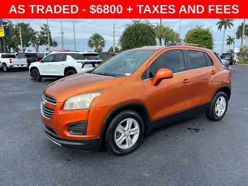 Used 2016 Chevrolet Trax LT w/ LT Convenience Package FWD image 3