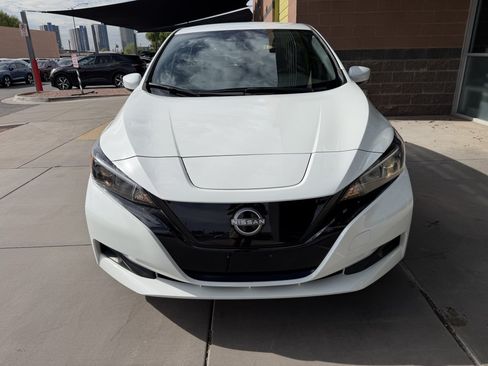 Used 2025 Nissan Leaf S FWD image 10