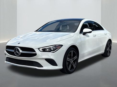 Used 2022 Mercedes-Benz CLA 250 4MATIC image 1
