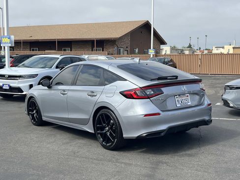 Used 2024 Honda Civic Sport image 3