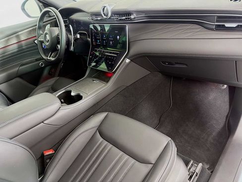 Used 2025 Maserati Grecale Modena image 52