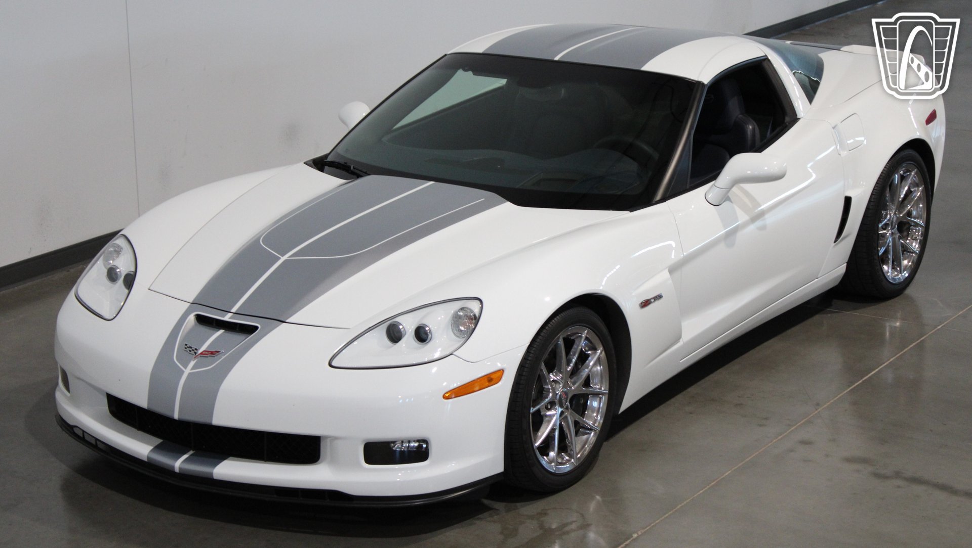 Used 2013 Chevrolet Corvette Z06 w/ 3LZ Preferred Equipment Group RWD image 19