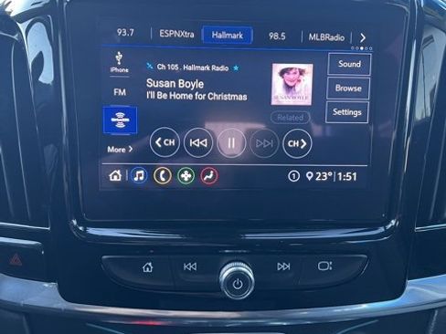 Used 2020 Chevrolet Traverse LT w/ Driver Confidence II Package image 31