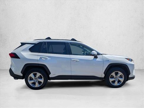 Used 2019 Toyota RAV4 Limited w/ Carpet Mat Package AWD/4WD image 4