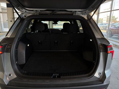 Used 2025 Chevrolet Equinox LT image 30