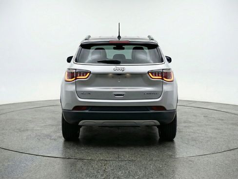 Used 2025 Jeep Compass Limited AWD/4WD image 7