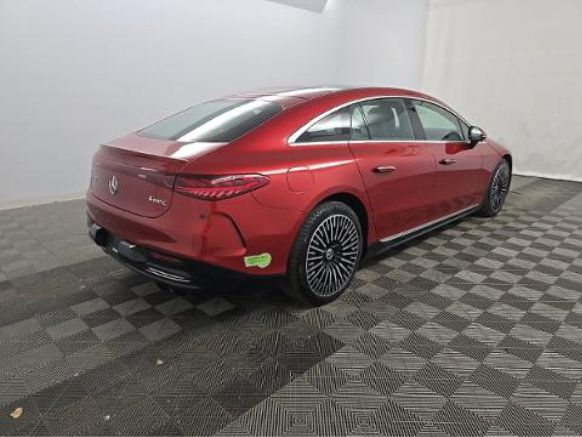 Used 2023 Mercedes-Benz EQS 580 4MATIC Sedan image 2