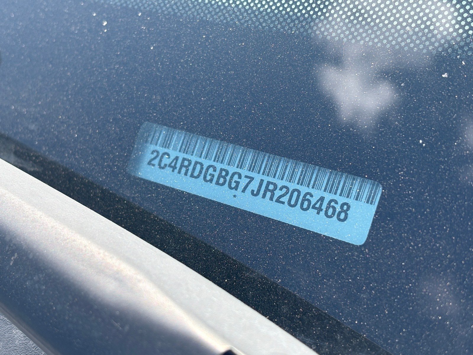 Used 2018 Dodge Grand Caravan SE FWD image 8