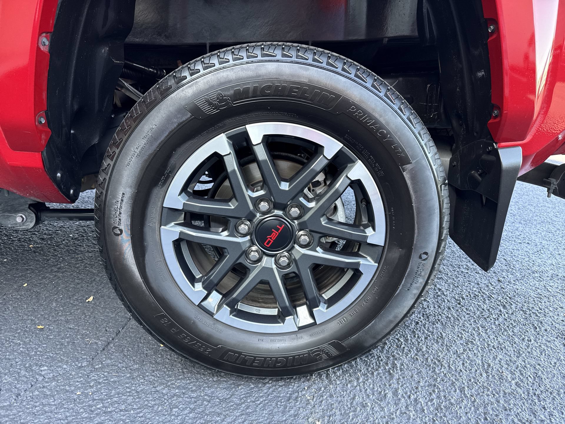 Certified 2025 Toyota Tacoma TRD Sport AWD/4WD image 18