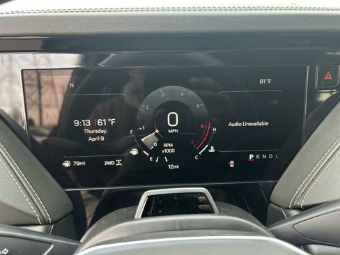 New 2026 GMC Yukon Elevation AWD/4WD image 13