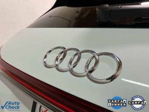Used 2024 Audi Q4 e-tron Premium Plus w/ Premium Plus image 94