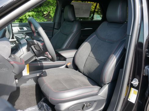 New 2025 Ford Explorer ST w/ Sun And Sound Package image 38