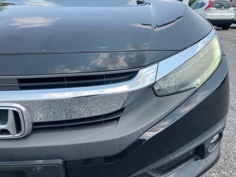 Used 2016 Honda Civic Touring image 30