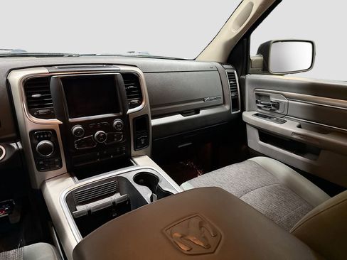 Used 2019 RAM 1500 Big Horn AWD/4WD image 26