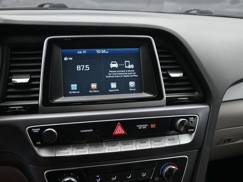 Used 2018 Hyundai Sonata ECO FWD image 15