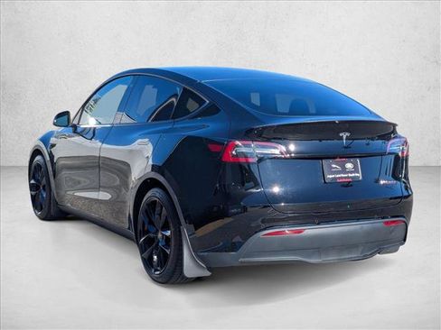 Used 2020 Tesla Model Y Performance image 8