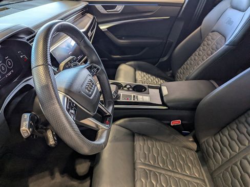 Used 2023 Audi RS 6 w/ Executive Package image 21