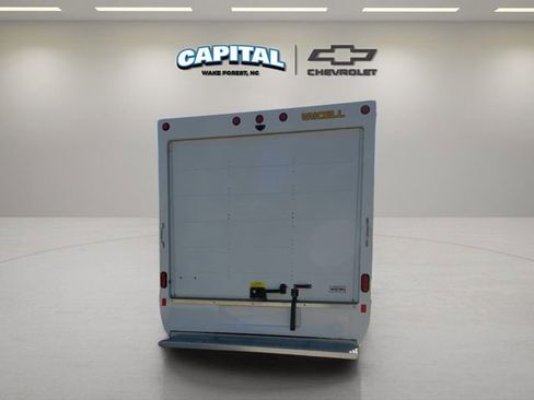 New 2025 Chevrolet Express 3500 w/ Power Convenience Package RWD image 4
