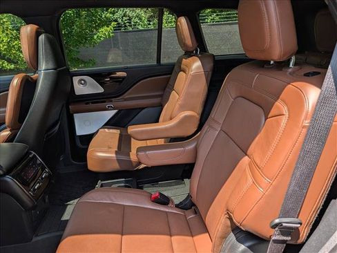 Certified 2023 Lincoln Aviator Reserve w/ Equipment Group 201A AWD/4WD image 28