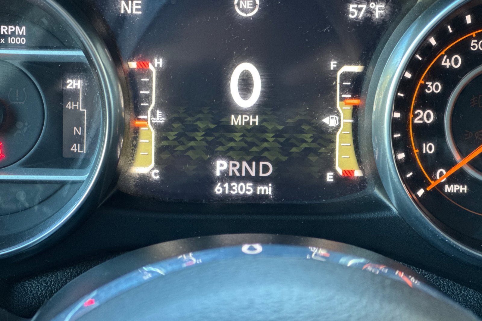 Used 2020 Jeep Wrangler Unlimited Sahara AWD/4WD image 31