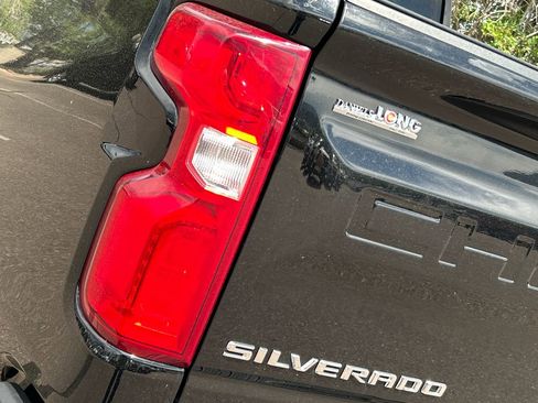 Used 2024 Chevrolet Silverado 1500 High Country w/ Technology Package AWD/4WD image 24