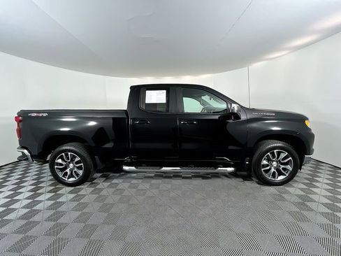 Used 2023 Chevrolet Silverado 1500 LT image 12