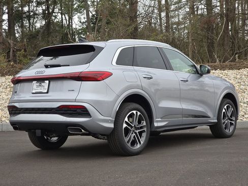 New 2026 Audi Q5 Premium AWD/4WD image 22